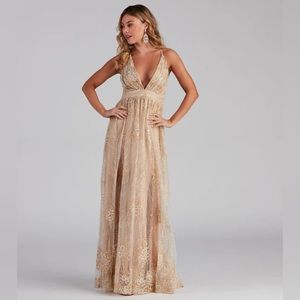 Windsor Mona Formal Plunging Glitter Dress